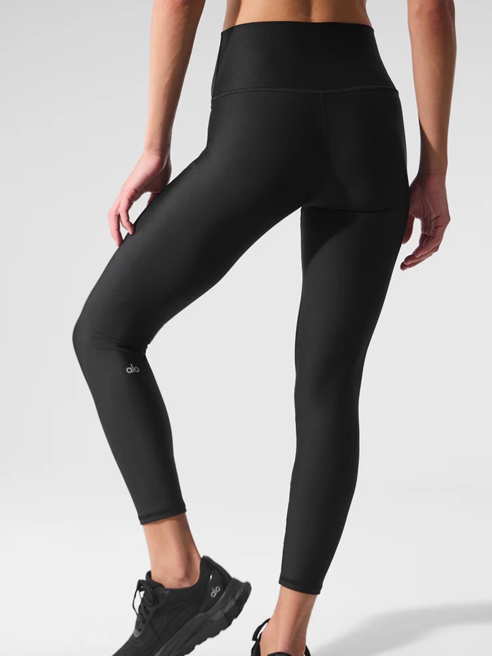 Alo 7/8 High-Waist Airlift Leggings in Heather black